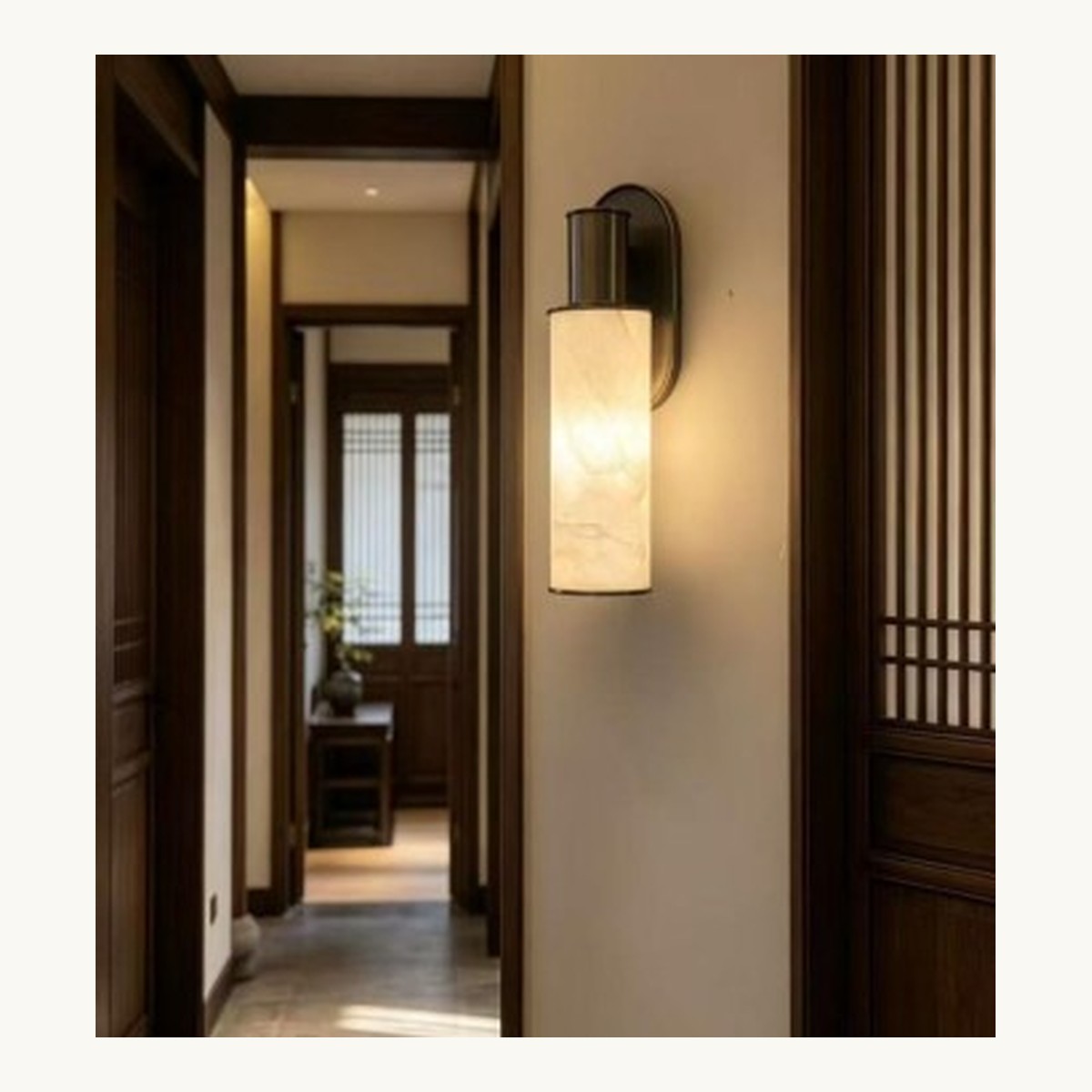 SinWay Wall-022 &middot; Natural marble and Spanish alabaster wall light