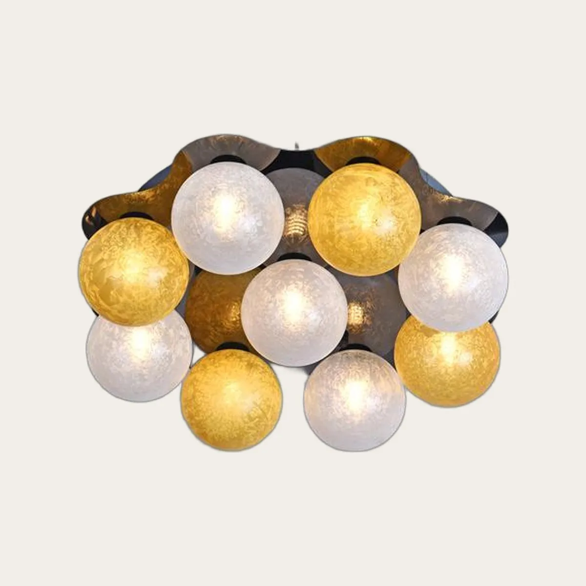SinWay sinway-minimal-132 &middot; Modern French Light-Luxury Pendant Lamp