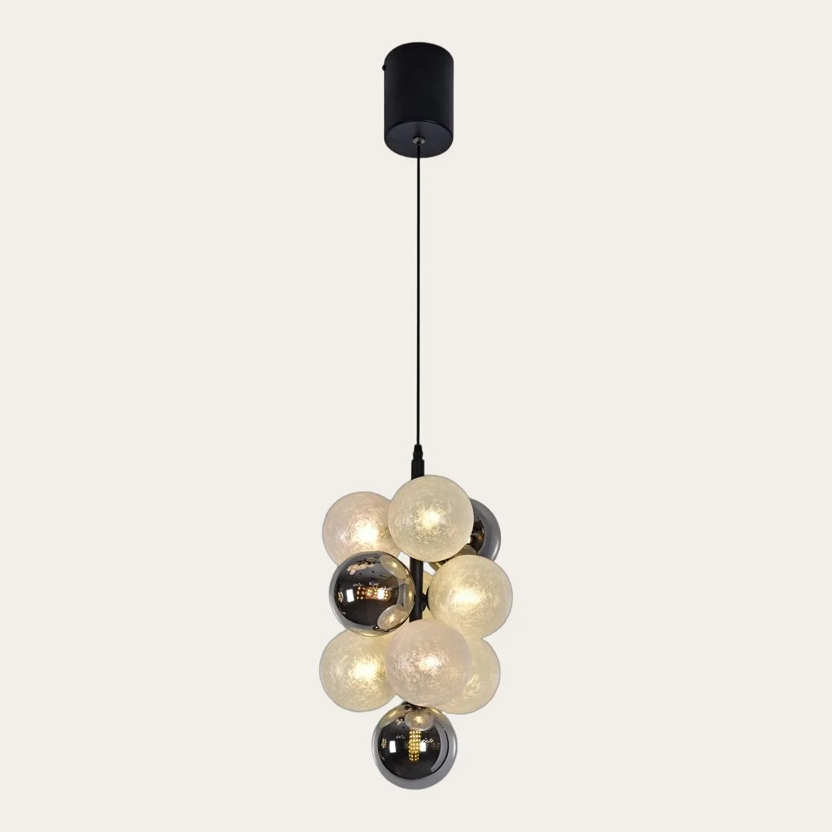 SinWay sinway-minimal-020 &middot; Modern French Light-Luxury Pendant Lamp