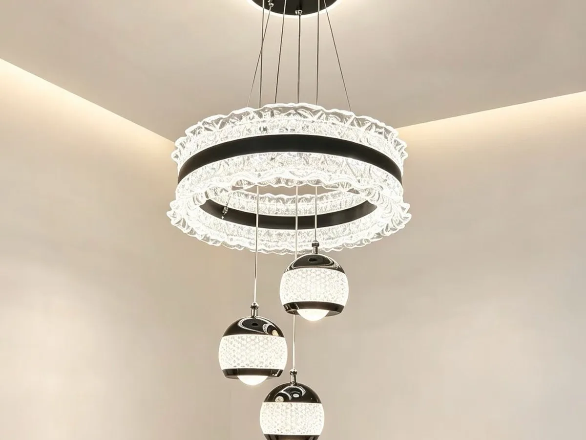 SinWay Aluminum & Acrylic Pendant Lamp &middot; A009